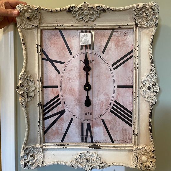 Antique clock - Picture 1 of 2